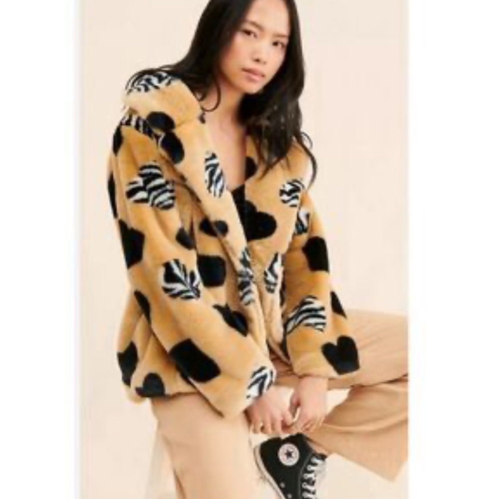 Maeve faux fur black and tan coat heart and zebra striped size M